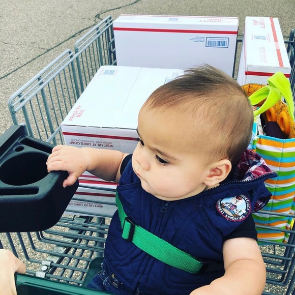 Meet your Posher, Julie - Picture 2 of 2